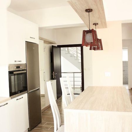 Alexandra'S Apartments Saranda Zewnętrze zdjęcie