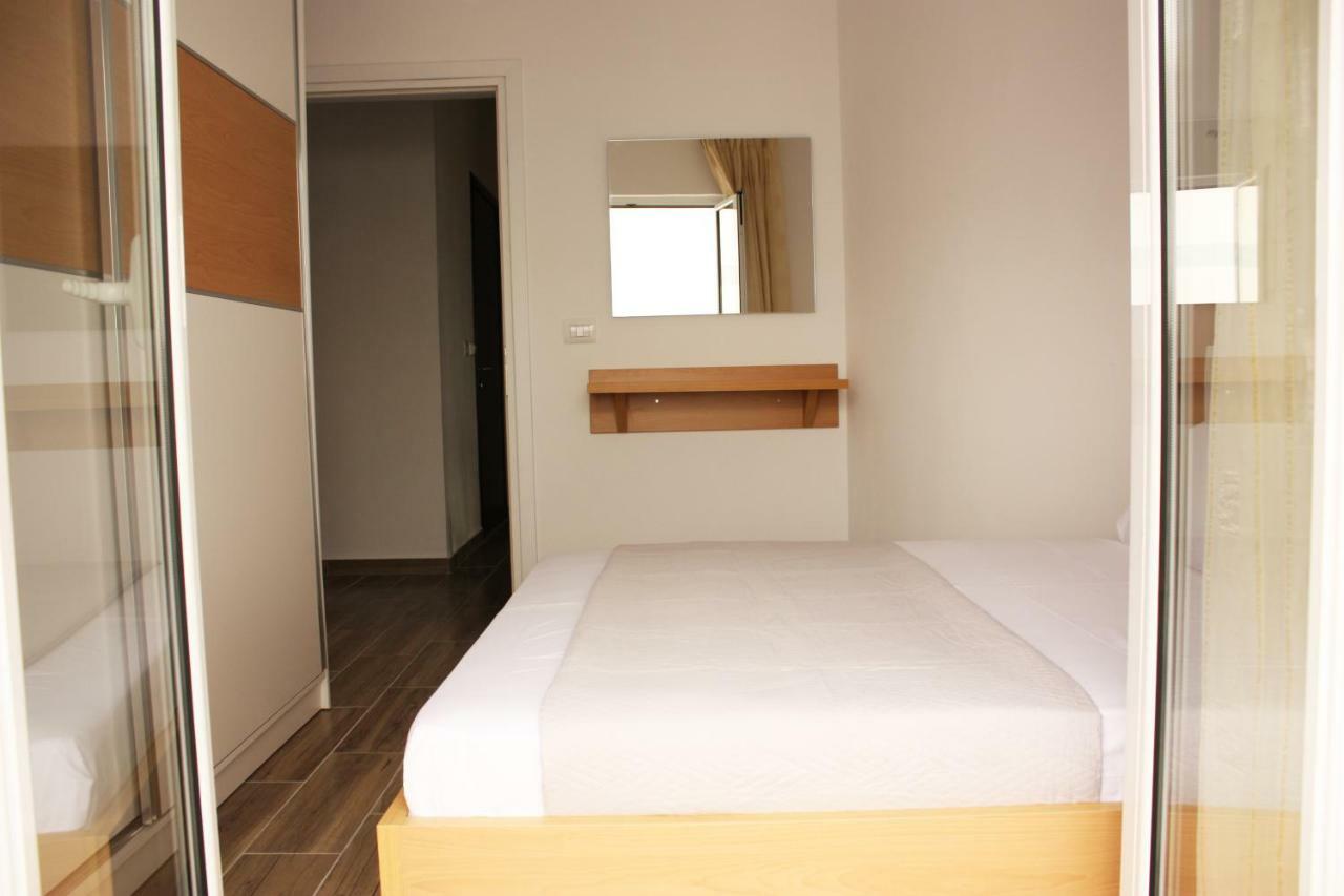 Alexandra'S Apartments Saranda Zewnętrze zdjęcie
