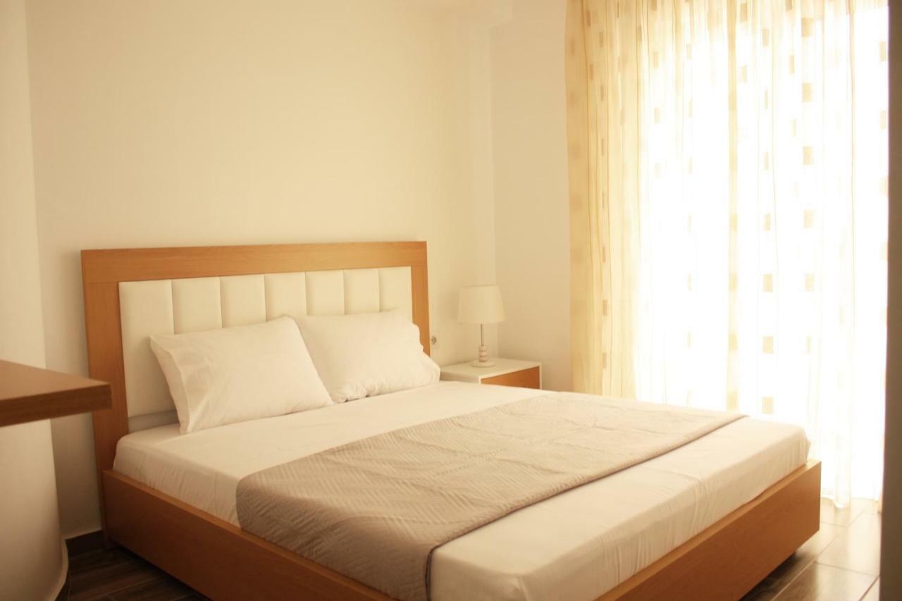Alexandra'S Apartments Saranda Zewnętrze zdjęcie