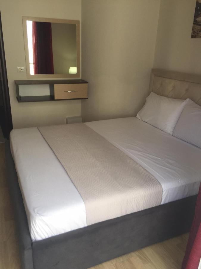 Alexandra'S Apartments Saranda Zewnętrze zdjęcie